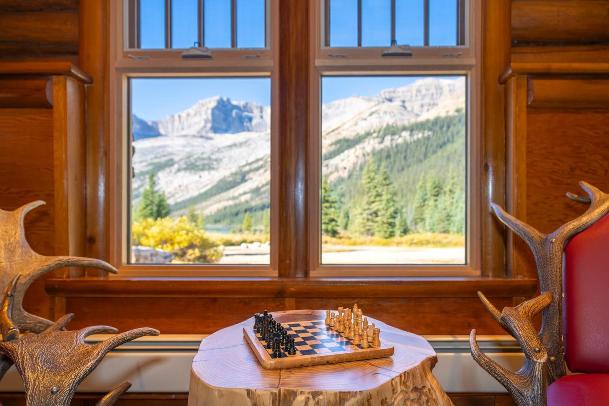 The Lodge At Bow Lake Лейк-Луиз Экстерьер фото